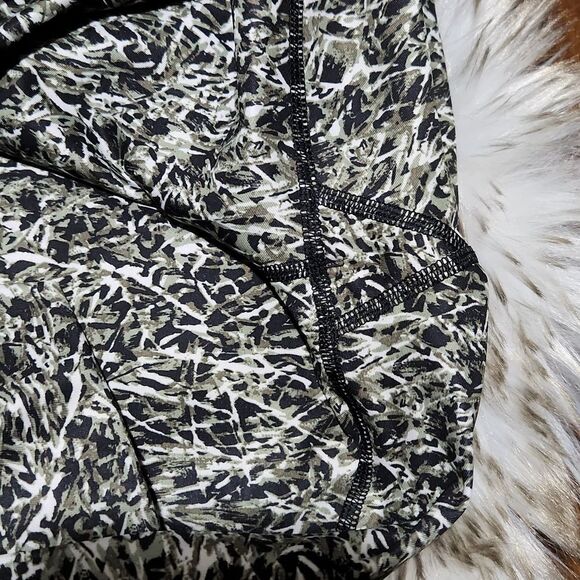 Lululemon Wunder Under Hi Rise Crop leggings Desert Ripple size 4 - Picture 6 of 9